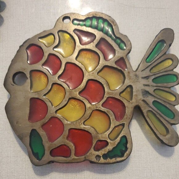 2 Vintage Metal Fish Shaped Trivet Hot Plate Hanging Stained Glass Red Yellow - Picture 3 of 10